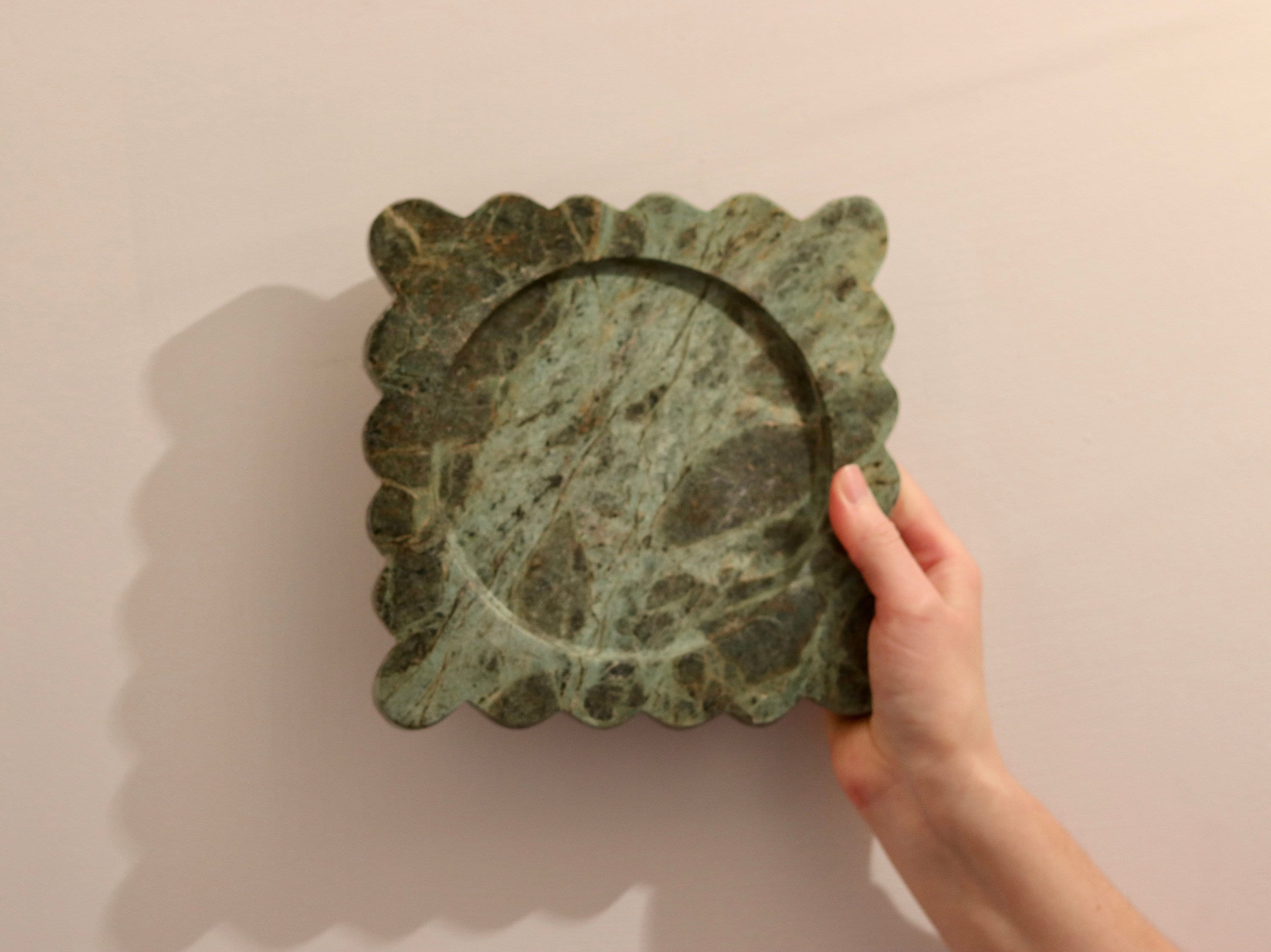 Serafina – Indian Green Square Scallop Marble Tray  | W20cm H 2cm