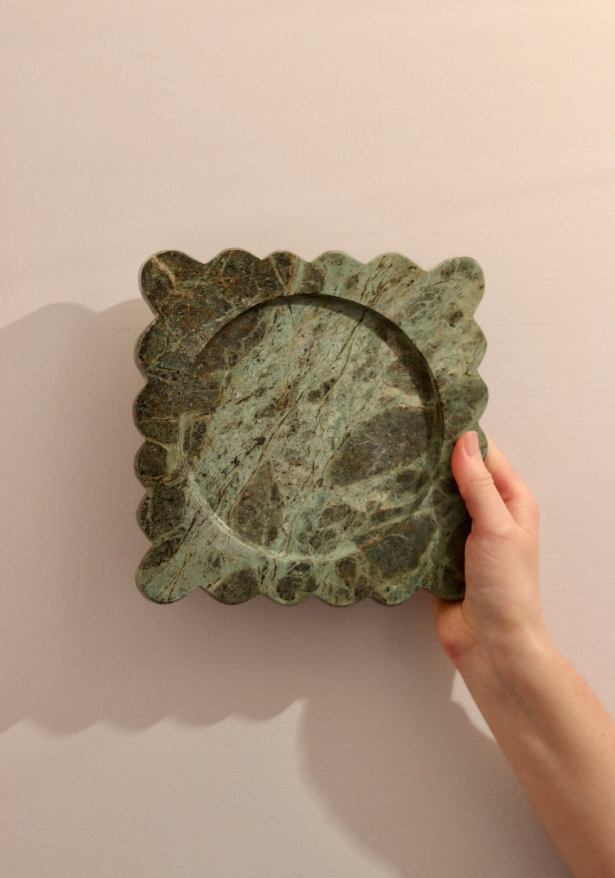 Serafina – Indian Green Square Scallop Marble Tray  | W20cm H 2cm