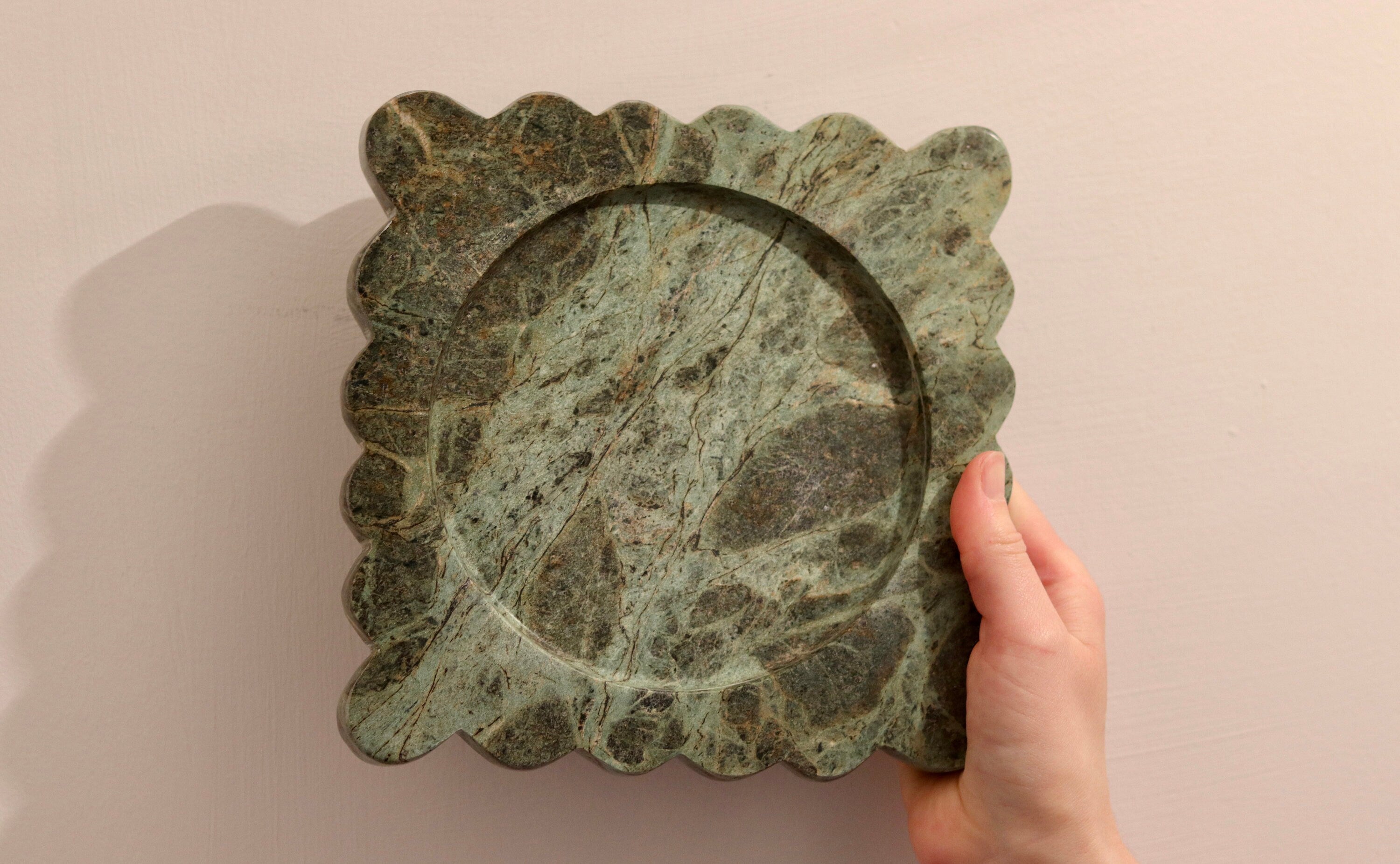 Serafina – Indian Green Square Scallop Marble Tray  | W20cm H 2cm