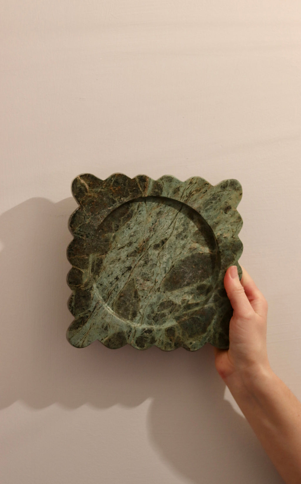 Serafina – Indian Green Square Scallop Marble Tray  | W20cm H 2cm