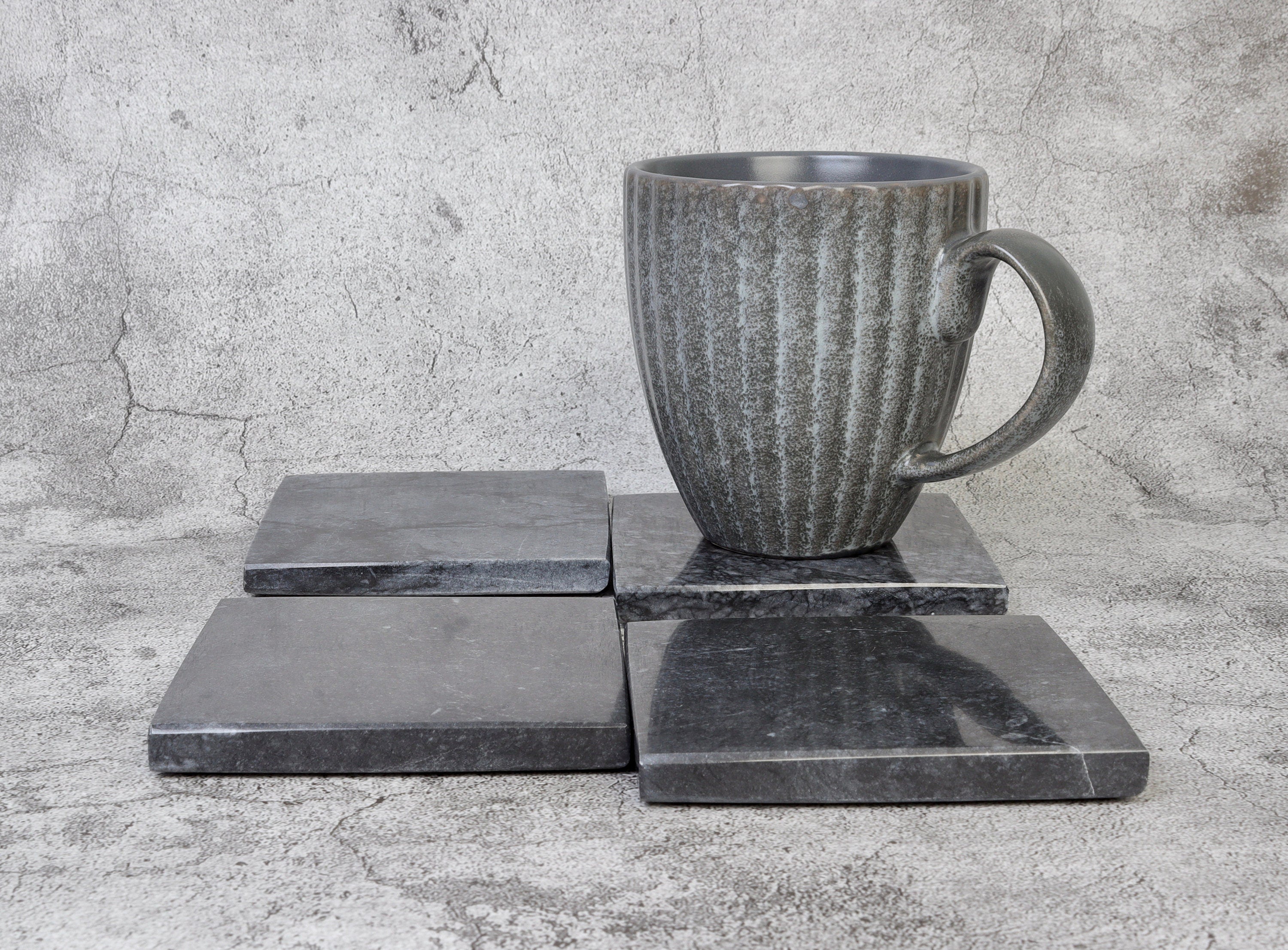 Madeji – Black Square Natural Marble Coasters - set of 4 patinatwine