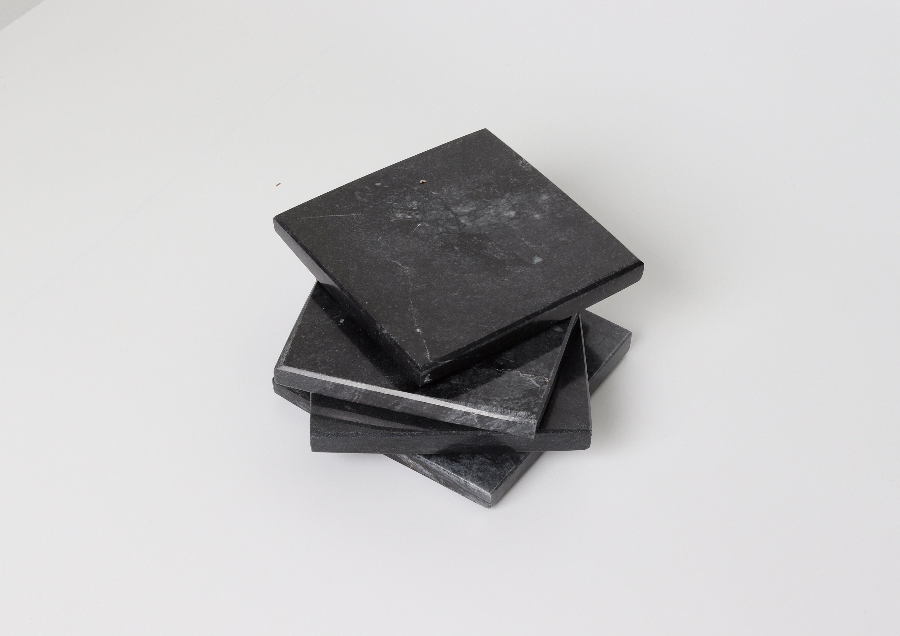 Madeji – Black Square Natural Marble Coasters - set of 4 patinatwine