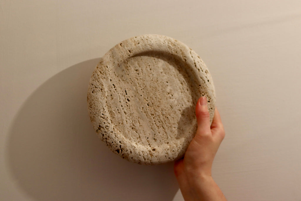 Cecilia – Travertine Round Tray  | W20cm H 2cm