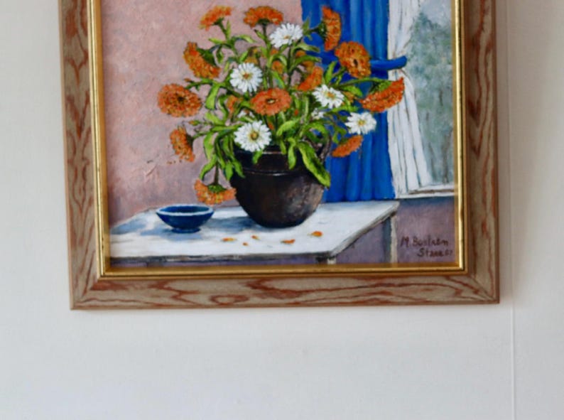 Mid-20th Century Original Swedish Oil on Canvas – Flower Motif – M BOSTRÖM STARE – Vintage & Framed, 42 x 42 cm / 16.5 x 16.5 in