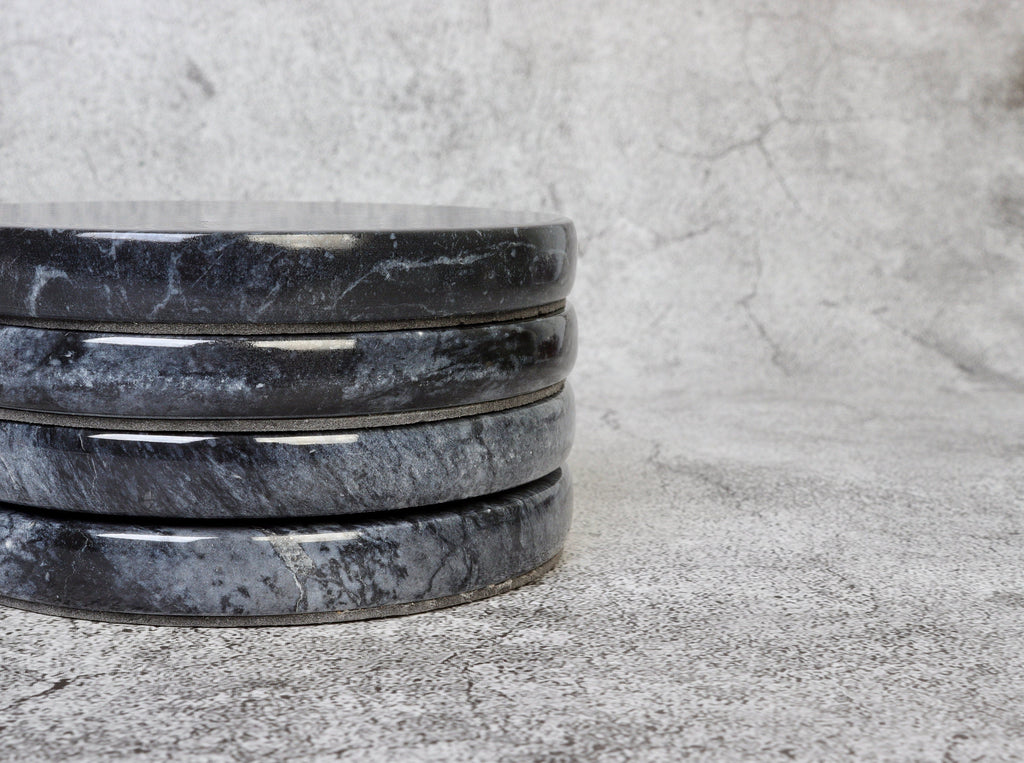 Gabriella – Black Round Natural Marble Coasters - set of 4